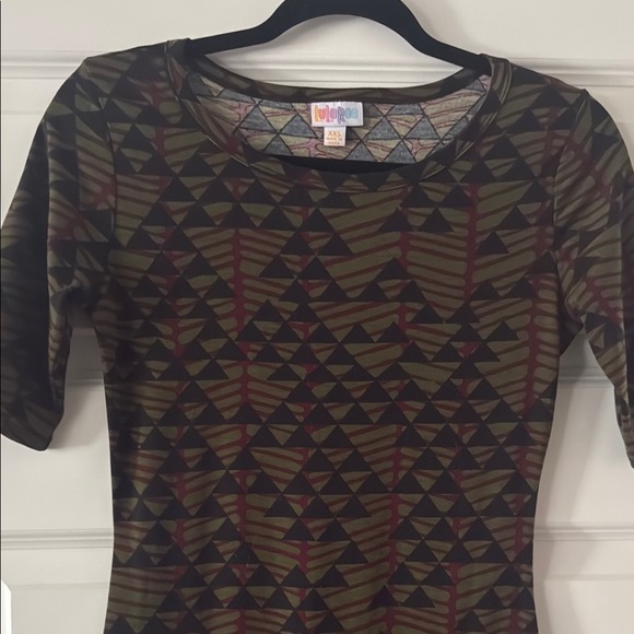 LuLaRoe Xmas Midi Dress Short Sleeve - Picture 2 of 3